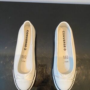 Converse Women's White Bow Slip-On Sneakers